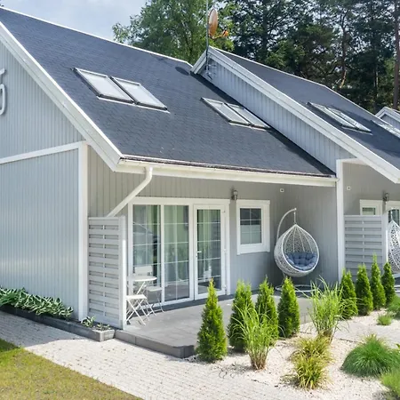 No155 Blisko Plazy 홈스테이